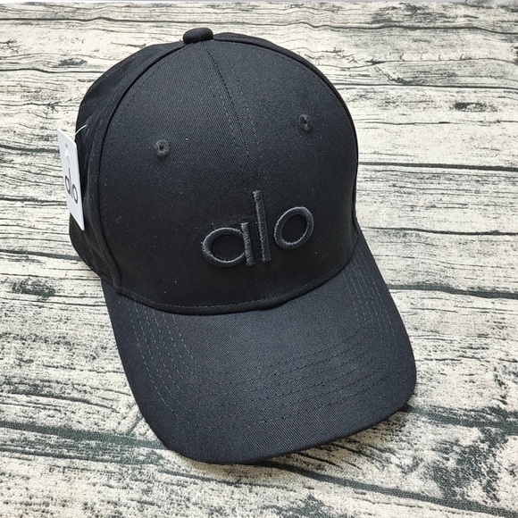 ALO Yoga Accessories - ALO Yoga Off-Duty Baseball Cap